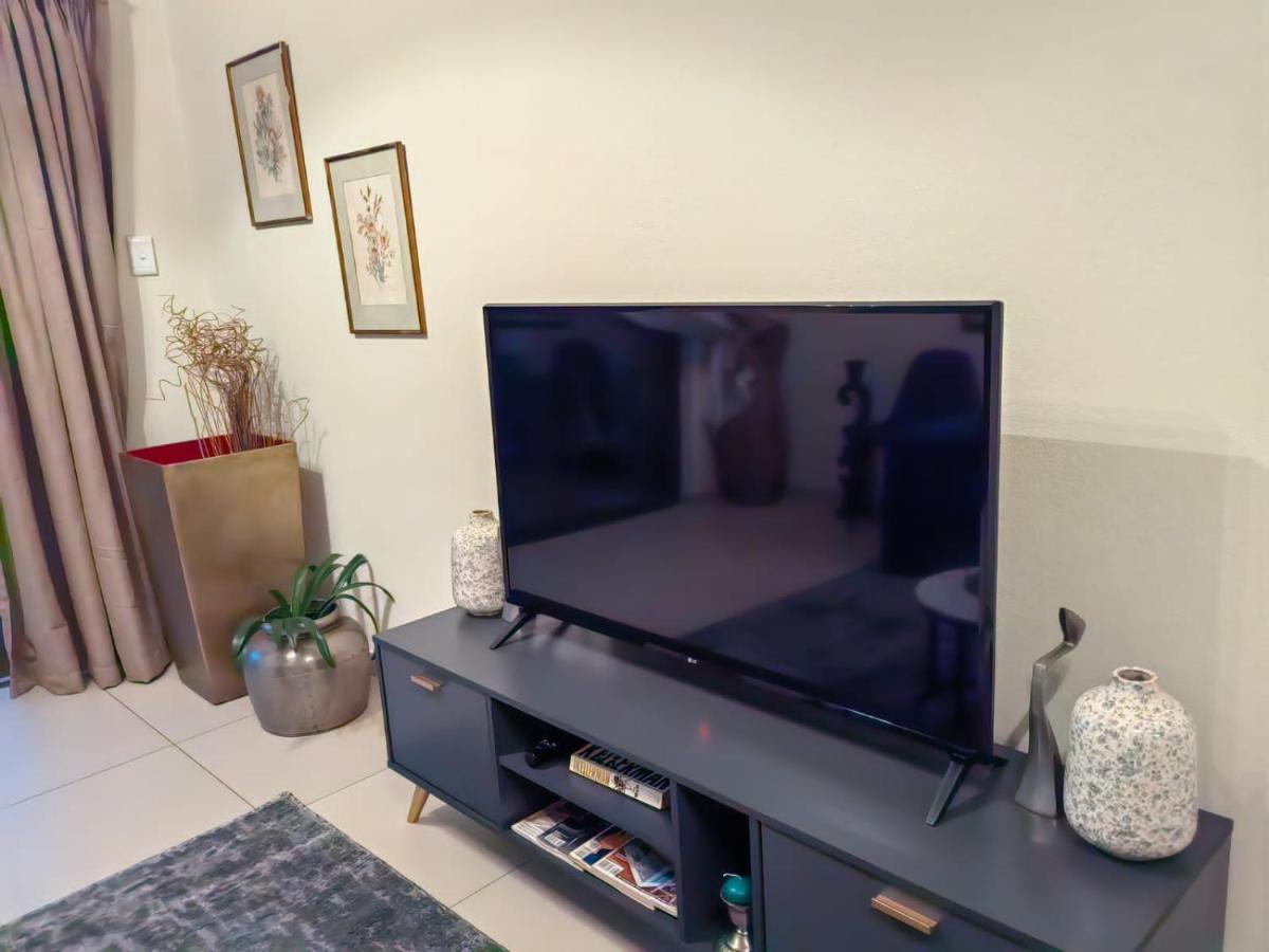 Classy And Cosy Apt - Dainfern Sandton Luaran gambar